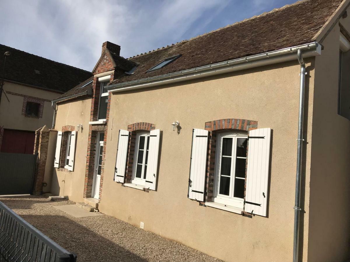Вилла Au 24 Villiers-Louis Экстерьер фото